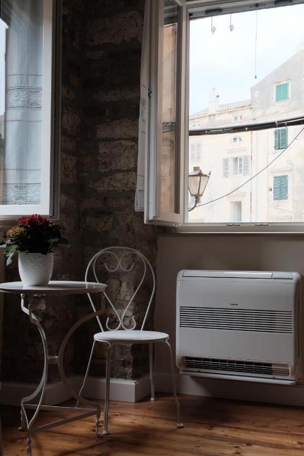 La Cantada - Renovated Apartment In Corfu Town Exterior photo